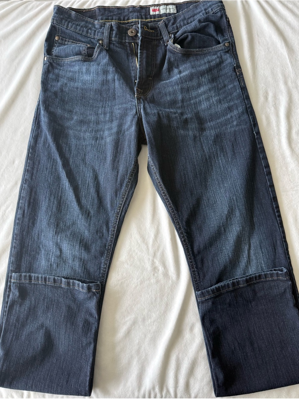 Wrangler Men's Dark Blue Denim Jeans - Classic Straight Fit 30x30